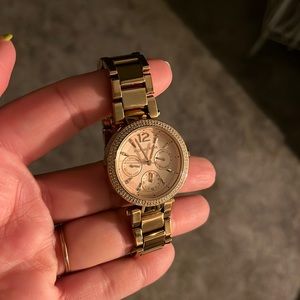 Michael Kors Watch - Rose gold